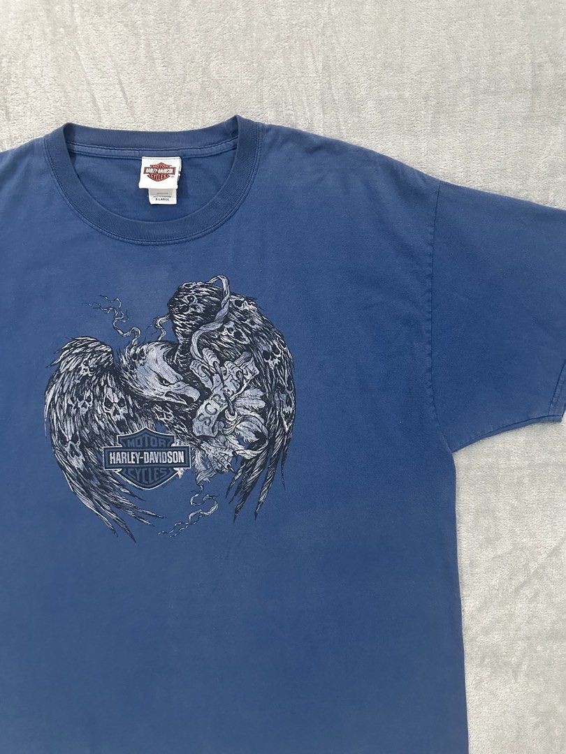 2016 Snake Harley Davidson Twin Falls, Idaho. (Category: Tshirts & Polo Shirts ) located in Quezon City. Submitted by rackculture (Listing ID 1461819678, Image 2). Description: Size XLarge 23.5 width 29.5 length Fresh from USA Great Condition 9/10 color rate Steal Price 100% Authentic No issue.
