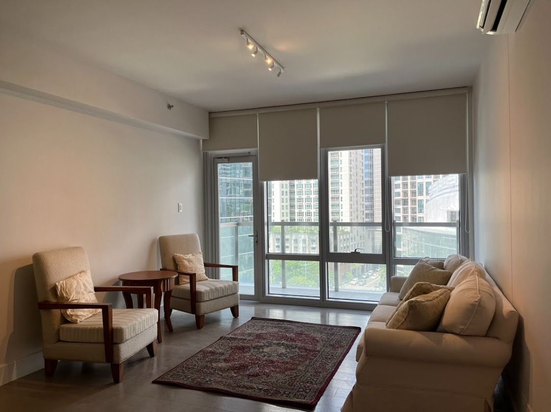 3 Bedrooms in The Proscenium Residences For Lease (Category: Apartments & Condos) located in Makati City. Submitted by michaela.remaxcapital (Listing ID 1461849585, Image 1). Description: 📍FOR LEASE: THE PROSCENIUM RESIDENCES 147 sqm 3 bedroom with own bathroom With balcony Facing Amenities & Rockwell Fully furnished 1 parking Photos: https://photos.app.goo.gl/nZ9PU3rFg7jLajCbA Asking: Php 190,000/mo .