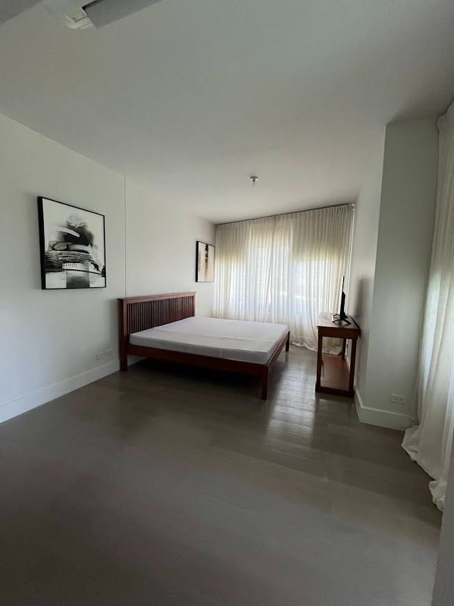 3 Bedrooms in The Proscenium Residences For Lease (Category: Apartments & Condos) located in Makati City. Submitted by michaela.remaxcapital (Listing ID 1461849585, Image 3). Description: 📍FOR LEASE: THE PROSCENIUM RESIDENCES 147 sqm 3 bedroom with own bathroom With balcony Facing Amenities & Rockwell Fully furnished 1 parking Photos: https://photos.app.goo.gl/nZ9PU3rFg7jLajCbA Asking: Php 190,000/mo .