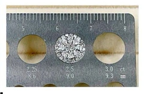 5ct face 1st Gen Illusion earrings (Category: Earrings) located in Malolos. Submitted by keenhorse_ef38ab (Listing ID 1461913254, Image 3). Description: .80carat diamond 18karat gold VS-SI clarity G-H Color COD/COP VIA LBC NO MEETUP 1,000 DOWNPAYMENTREQUIRED .
