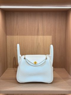 （分類：）位於 。 由 theloopluxury 提交（商品編號 1460854552，圖片 1）。簡介： 。