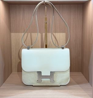 （分類：）位於 。 由 theloopluxury 提交（商品編號 1461899139，圖片 1）。簡介： 。