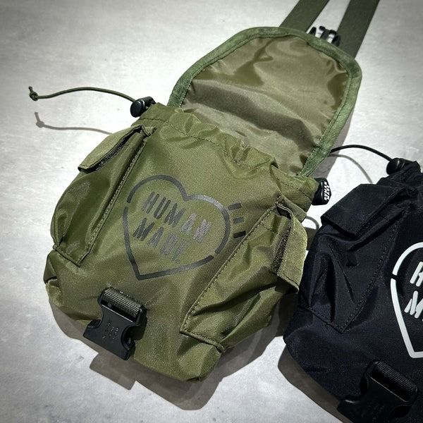 [現貨] Human Made Military Multi Pouch Black / Olivedrab 旺角實體店 WEAR43WAY （分類：腰袋、手提袋、小袋）位於 Hong Kong。 由 wear43way 提交（商品編號 1461865659，圖片 4）。簡介： 本店為註冊經營公司, 於2014年成立。 歡迎到本店門市或網店查看。 [現貨] Human Made Military Multi Pouch旺角實體店 WEAR43WAY Black $1099 Olivedrab $1299 付款方式: 支付寶 / 微信 / Visa / Mastercard / 銀聯 / Apple Pay / Google Pay / 現金 可於 Carousell DM 查詢購買詳情 亦可到門市或網店購買。 門市: 旺角百寶利商業中心11樓01室 網店: www.wear43way.com/zh/products/human-made-military-multi-pouch IG: 
