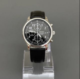 (Category: ) located in . Submitted by vintagewatches39 (Listing ID 1461926463, Image 1). Description: .