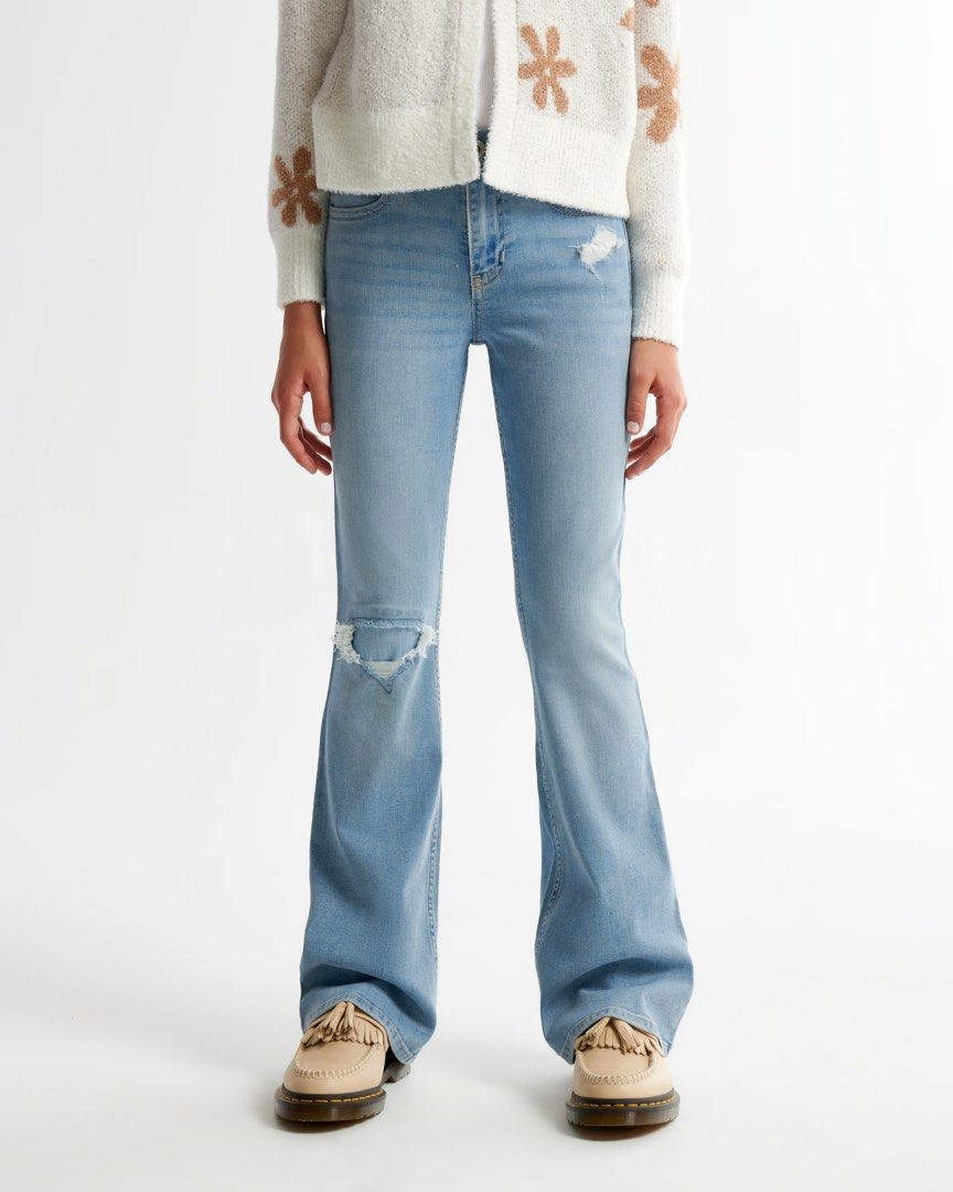 Abercrombie kids flare jeans (Category: Babies & Kids Fashion) located in Manila. Submitted by ourburstingwardrobe_ (Listing ID 1461887008, Image 1). Description: Size 11/12 Like new .
