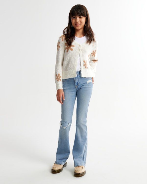 Abercrombie kids flare jeans (Category: Babies & Kids Fashion) located in Manila. Submitted by ourburstingwardrobe_ (Listing ID 1461887008, Image 3). Description: Size 11/12 Like new .