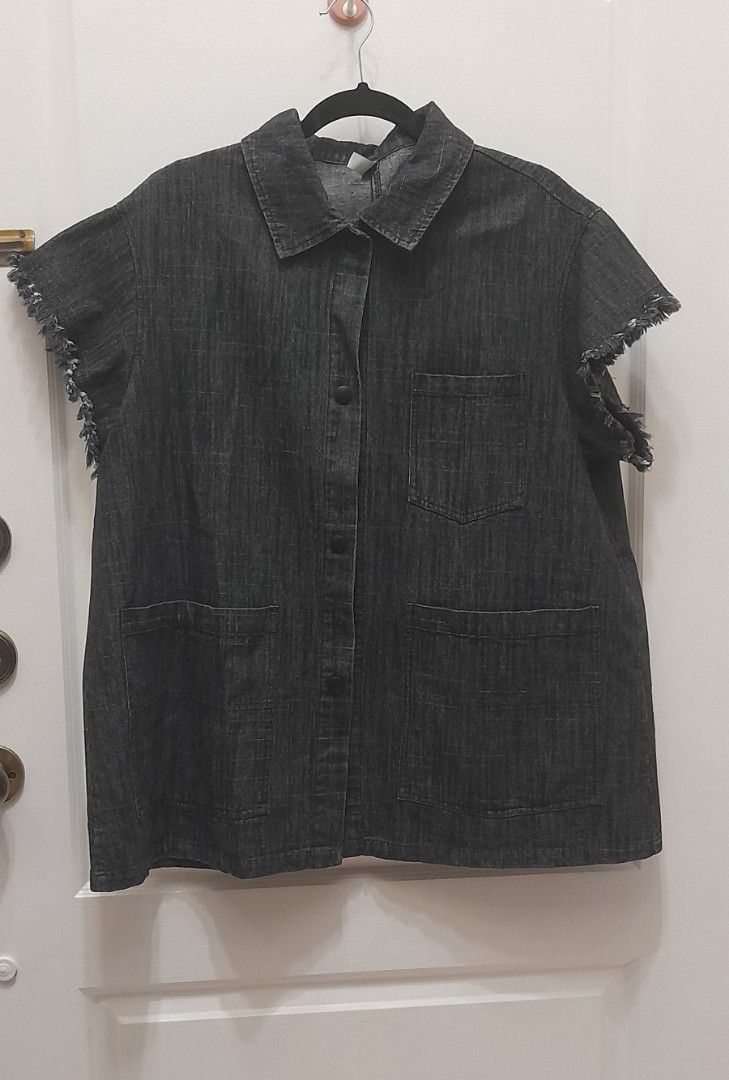Acidwash Oversized Fringe Layering button down (Category: Others Tops) located in Mandaluyong City. Submitted by .prelovedbymitch (Listing ID 1461984664, Image 3). Description: large to xl.