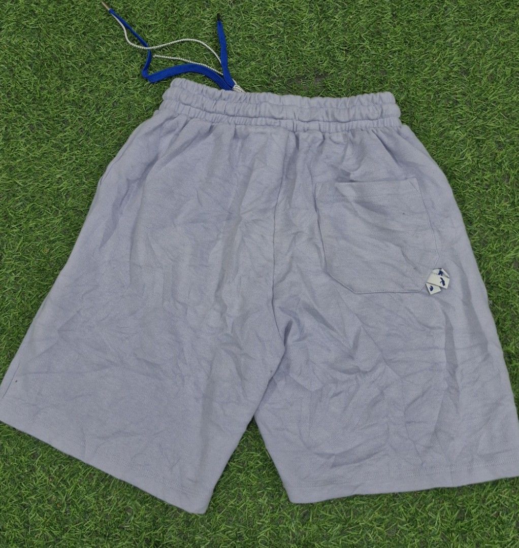 Ader x kitsune (Category: Shorts) located in Pili. Submitted by the_g_thrift (Listing ID 1461912221, Image 2). Description: size a1 size: 26-32 length: 19 hem: 12.5 excellent condition.