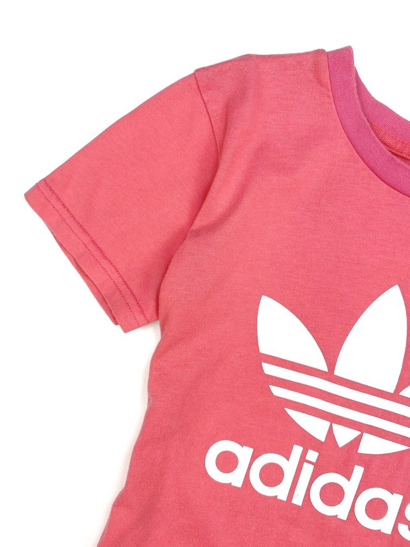 Adidas Baby Tee (Category: Blouses) located in Angeles City. Submitted by fruits.ph (Listing ID 1461914380, Image 3). Description: Measurements B:14.5” W:14” L:18.5” Size on Tag: ❌ Best Fit: M *Flat lay measurements* Mannequin Size: M (34”; 25”) Color Rate: 10/10 Flaws: None Fabric Type: Cotton/ Stetchable Fabric ***Color may vary due to lighting. This item is properly washed and disinfected.*** .