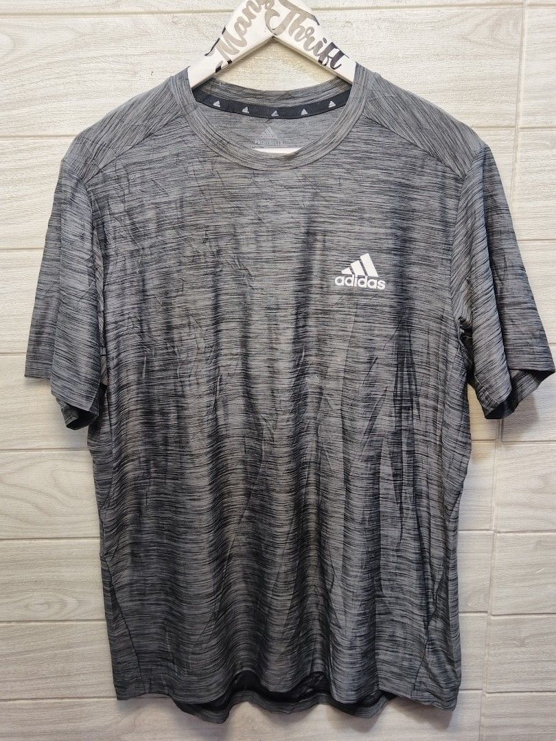 ADIDAS M HT EL TEE (Category: Activewear) located in Sorsogon. Submitted by mang_thrift2 (Listing ID 1461882292, Image 1). Description: XL on tag 22.5w30L Issue may print transsfer na maliit.