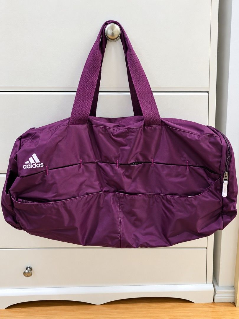 Adidas Medium Duffel Bag (Category: Cross-body Bags) located in Quezon City. Submitted by buybyestuffmnl (Listing ID 1461804407, Image 1). Description: .
