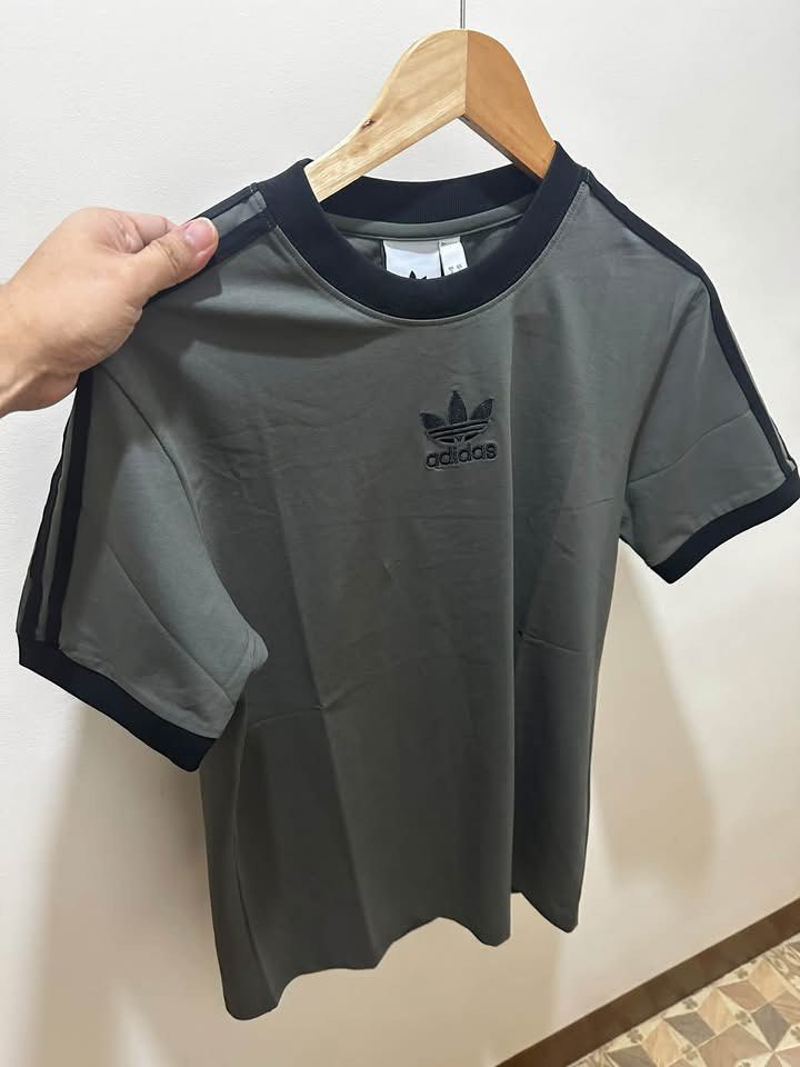 Adidas shirt original (Category: Tshirts & Polo Shirts ) located in Manila. Submitted by actd_luxury (Listing ID 1461990772, Image 3). Description: Available ‼️ S-XXL Unisex ❤️ S: 18x25 M: 19x26 L: 20x27 Xl: 21x28 Xxl: 22x29.