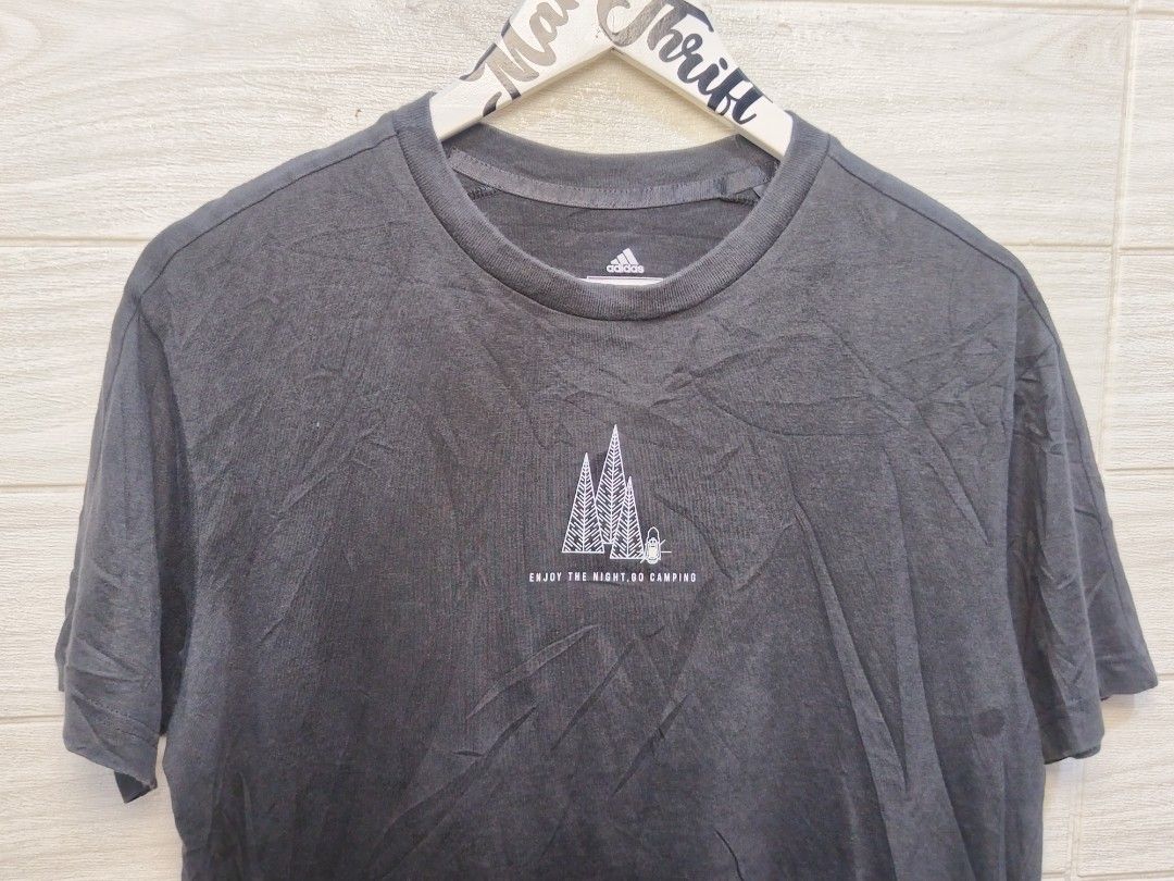 ADIDAS SS CAMP GFX TEE (Category: Formal Shirts) located in Sorsogon. Submitted by mang_thrift2 (Listing ID 1461882931, Image 3). Description: M on tag 20.5W27L.