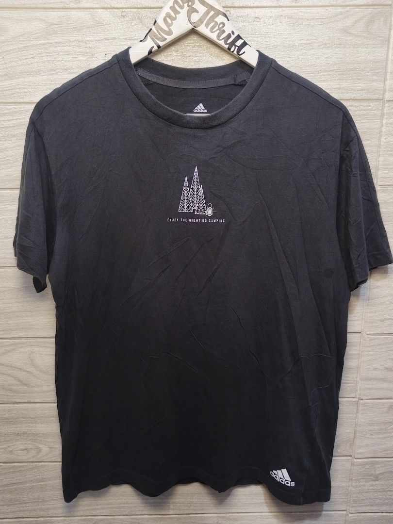 ADIDAS SS CAMP GFX TEE (Category: Formal Shirts) located in Sorsogon. Submitted by mang_thrift2 (Listing ID 1461882931, Image 1). Description: M on tag 20.5W27L.