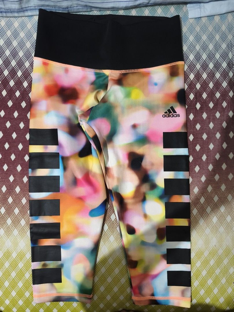 Adidas TechFit (Category: Activewear) located in Quezon City. Submitted by uydaisy1979 (Listing ID 1461819829, Image 1). Description: .