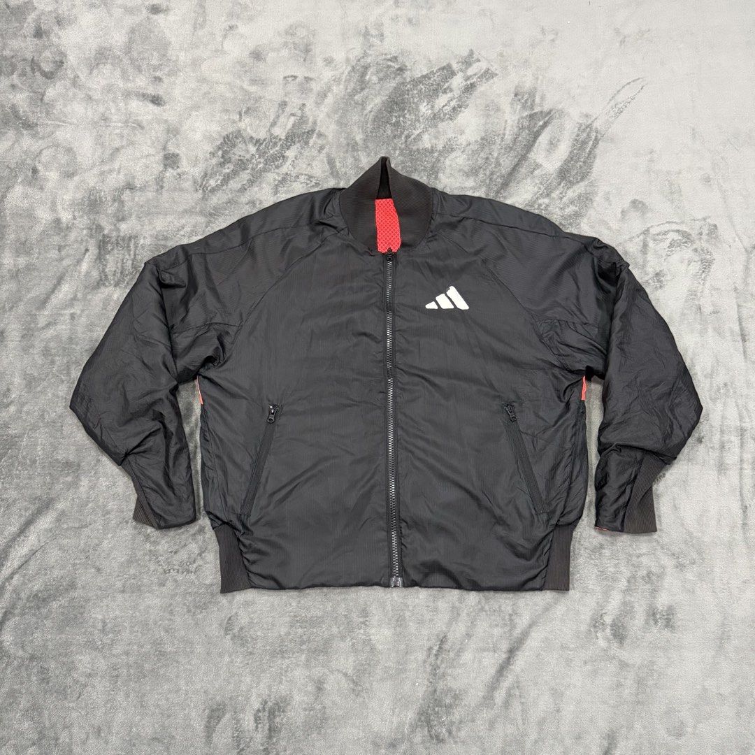 ADIDAS VRCT TIGER LOOSE REVERSIBLE JACKET (Category: Coats, Jackets and Outerwear) located in Santa Maria. Submitted by rarefindslt (Listing ID 1461829133, Image 1). Description: ADIDAS VRCT TIGER LOOSE REVERSIBLE JACKET (SWIPE LEFT FOR MORE DETAILS..) L on tag in solid good condition rate, reversible loose jacket! zippered pockets, tiger print back hit logo design, nylon plain weave material featuring a fully lined interior and ribbed bomber col