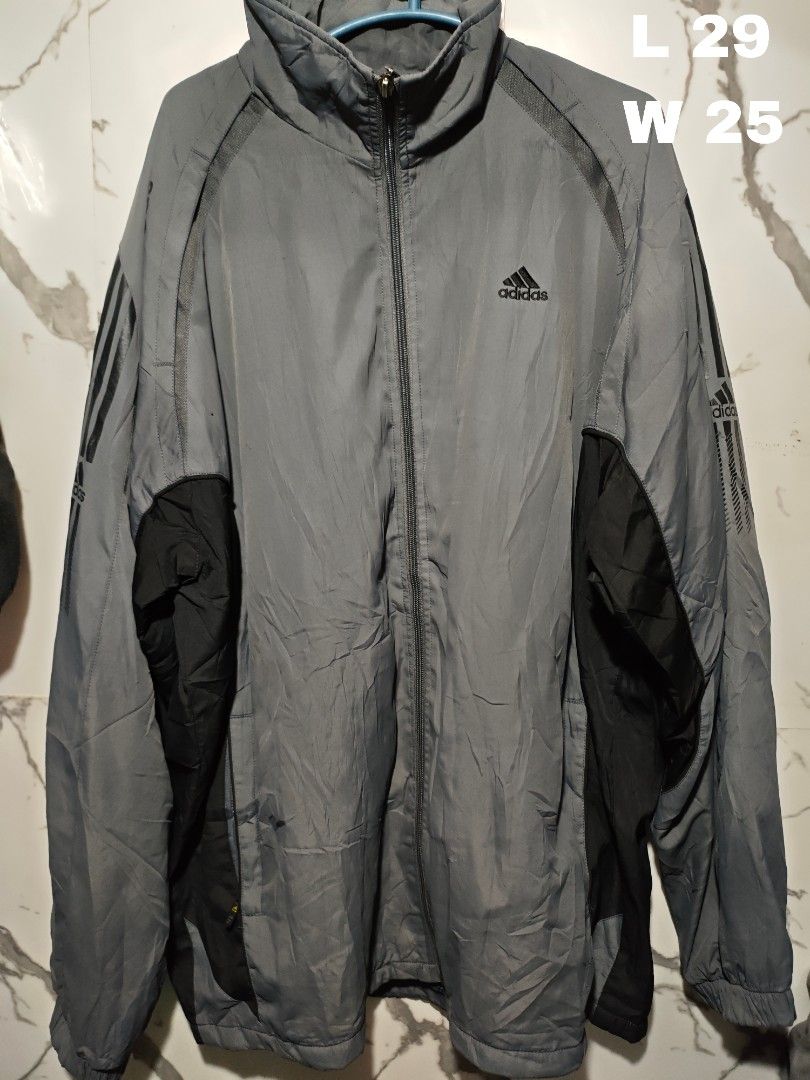 Adidas windbreaker (Category: Activewear) located in Las Pinas. Submitted by yokiesse (Listing ID 1462010229, Image 1). Description: .