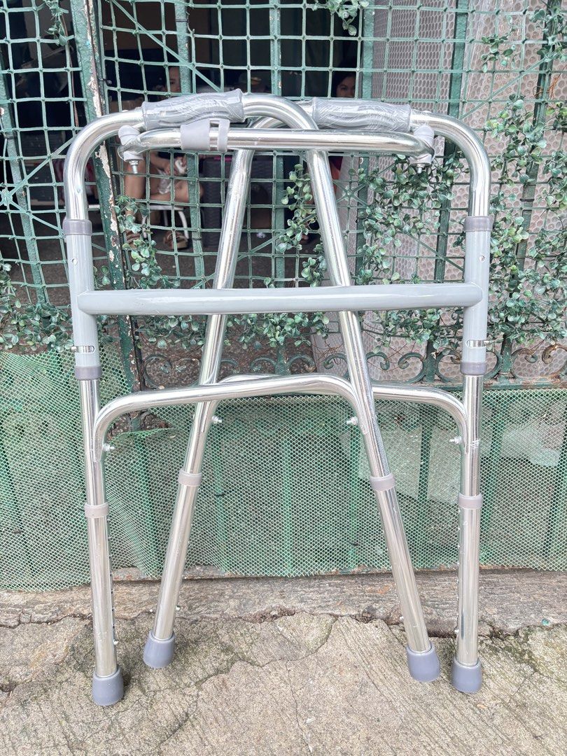 Adjustable Folding Walker for Mobility Assistance (Category: Wheelchairs) located in Manila. Submitted by rosel2001 (Listing ID 1461832163, Image 3). Description: - Lightweight aluminum construction - Folds easily for storage and transport - Adjustable height legs for a customized fit - Comfortable grip handles for ease of use - Offers excellent stability and support for walking - Perfect for seniors or individuals recovering from injury.
