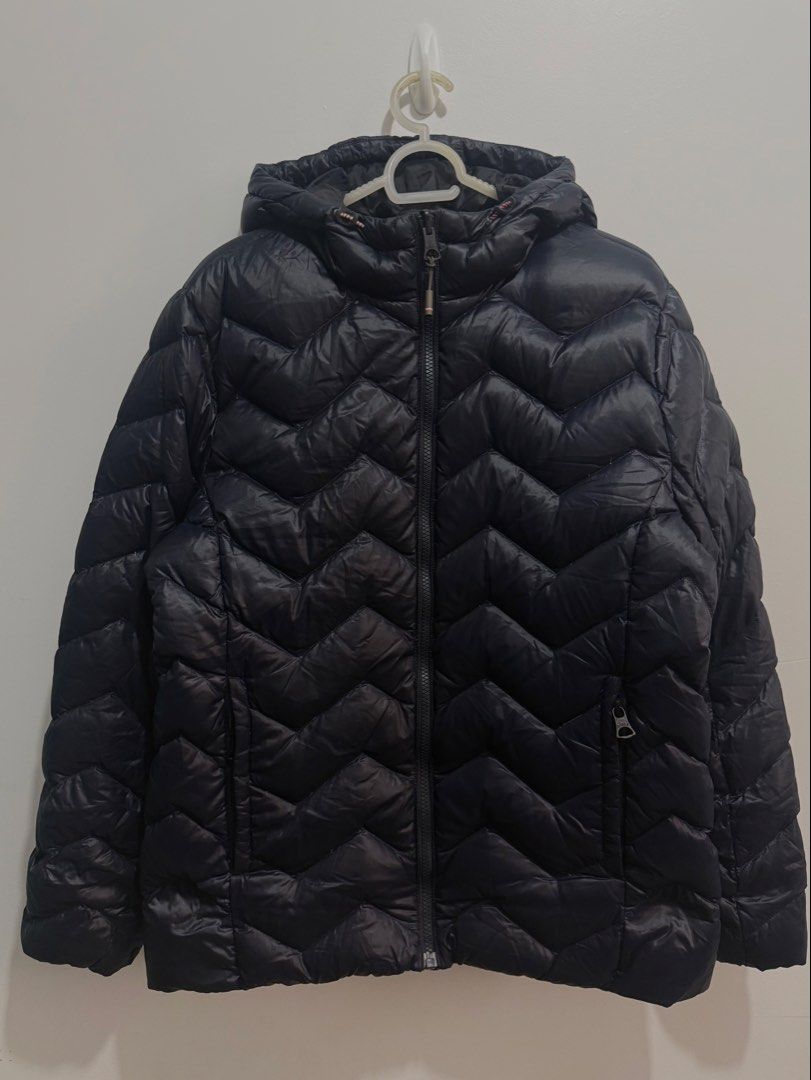 Aigle Black Puffer Jacket Women Medium to Large (Category: Coats, Jackets and Outerwear) located in Balanga. Submitted by winterlab_ph (Listing ID 1461847460, Image 3). Description: Dimensions M 21.5 L 26.5.