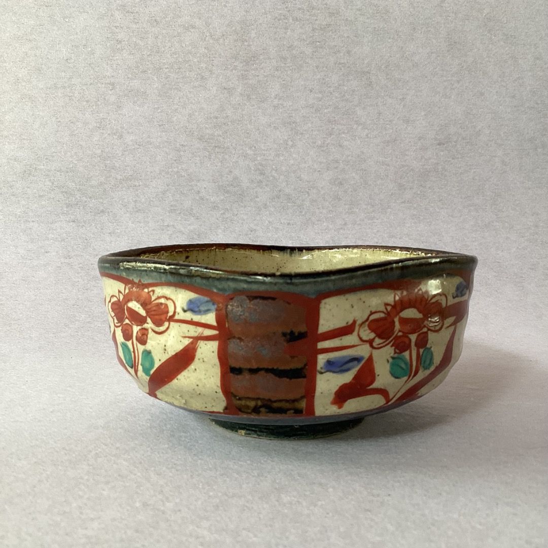 Akae Oribe Style Floral Chawan; signed (Category: Vases & Decorative Bowls) located in Davao. Submitted by atbpshop192593 (Listing ID 1462003876, Image 2). Description: Php50 Akae Oribe Style Floral Chawan; signed *light crazing H: 2.1 inches L: 4.1 inches W: 4.1 inches Please REVIEW PHOTOS We use 100% repurposed packaging materials SF starts at Php70 via Flash Express First to pay.