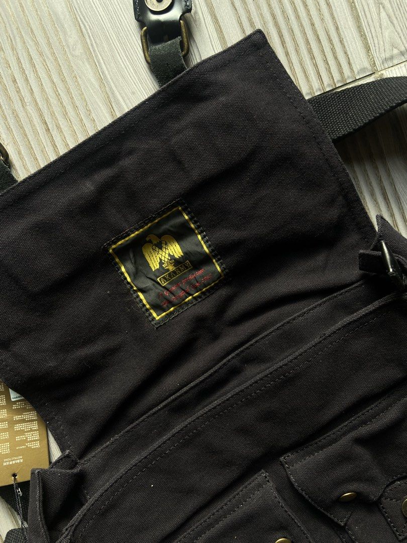 AKARMY Canvas Leather Messenger Bag worn by Will Smith (Category: Sling Bags) located in Taguig. Submitted by da3rddeals (Listing ID 1461871433, Image 3). Description: AKARMY Canvas Leather Messenger Bag Worn by Will Smith in I AM LEGEND movie Like new Condition woth Hang tags 4.5 inches Depth 12 inches Legnth .