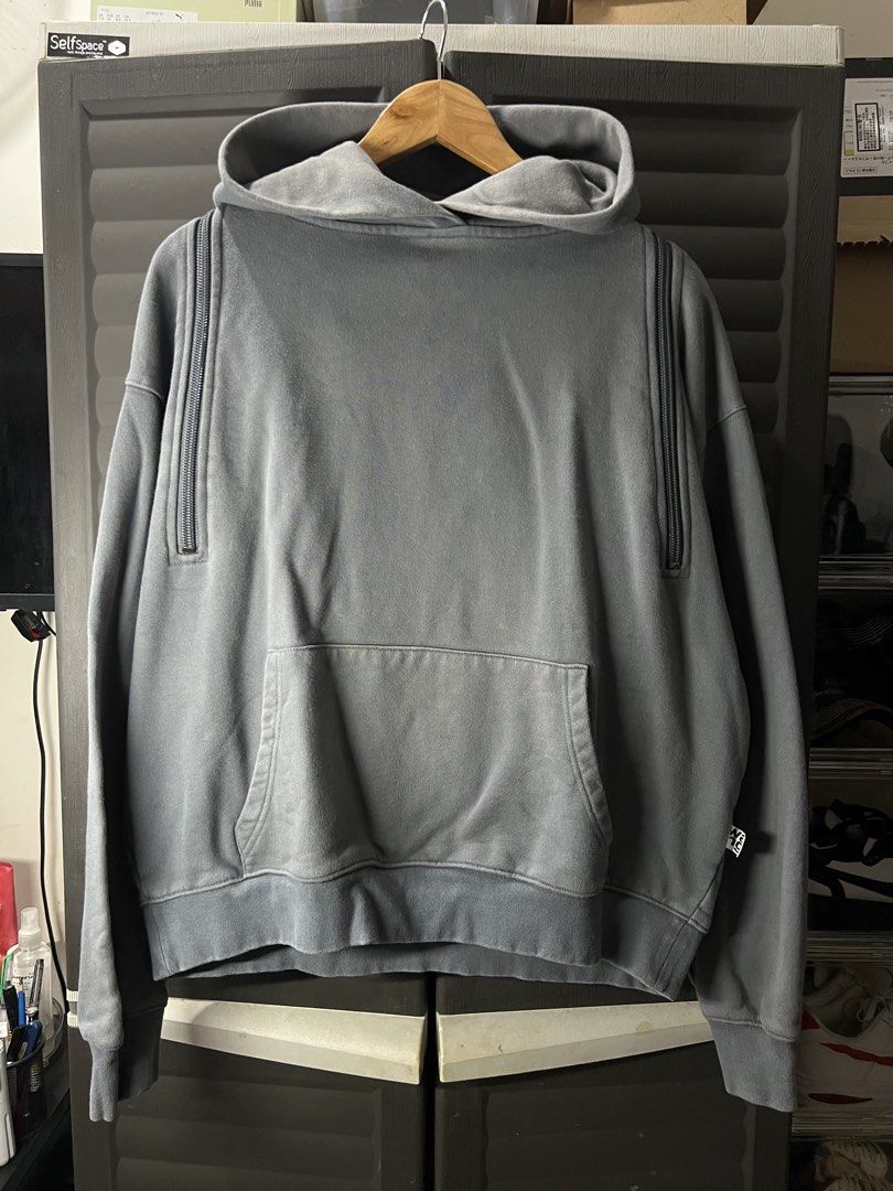 Alexander Wang Jacket (Category: Coats, Jackets and Outerwear) located in Angono. Submitted by odd.fitt (Listing ID 1461995048, Image 1). Description: Medium 26W 25L Good fade Bleach stain PSG .