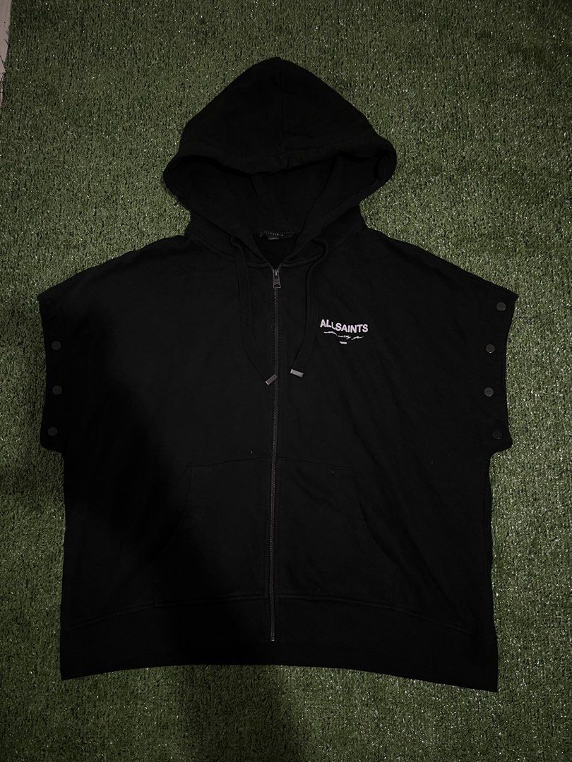 All saints (Category: Activewear) located in Manila. Submitted by nevahhbrokeagain (Listing ID 1461959503, Image 2). Description: All saints 9.5/10 color rate All details are posted No issue Excellent Large on tag 25x26 1konly!.