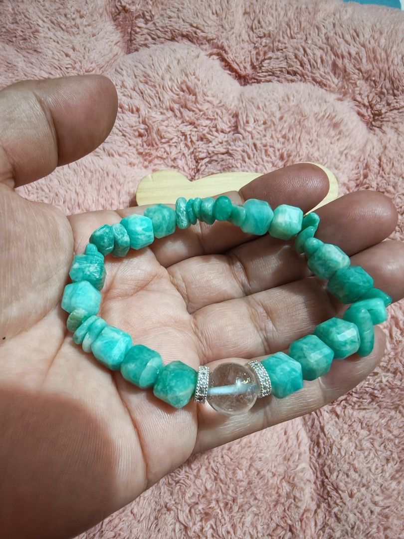 Amazonite with clear quartz (Category: Bracelets) located in Taguig. Submitted by voxsummer88 (Listing ID 1461840334, Image 2). Description: Amazonite chips with clear quartz 10mm 17cm.