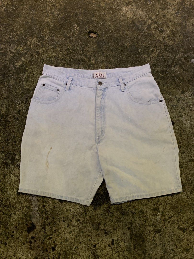 AMI Light Wash Denim Shorts (Category: Shorts) located in Manila. Submitted by loyspalencia (Listing ID 1461848546, Image 1). Description: - Light wash denim shorts from AMI - Classic five-pocket design - Button and zip fly closure - Features a faded, worn-in look - Small stain present on the front left leg - Ideal for everyday casual wear - Dimes: W-20 / L-19 / Waistline -16 / Helm-11.