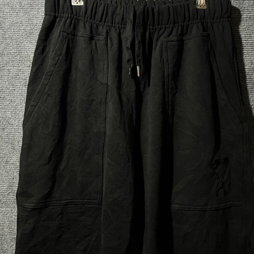 AMI PARIS (Category: Luxury Apparel) located in Naga. Submitted by goodfinds_only.v1 (Listing ID 1461867088, Image 2). Description: FOR SALE -AMI PARIS SIZE:MEDUIM MEASUREMENTS WAISTLINE:28 UP TO 36(STRETCHABLE) LENGTH:22 INCHES COLOR RATE:10/10 EXCELLENT CONDITION NO FLAWS DM ME TO PURCHASE! LOCATION:NAGA CITY BICOL.