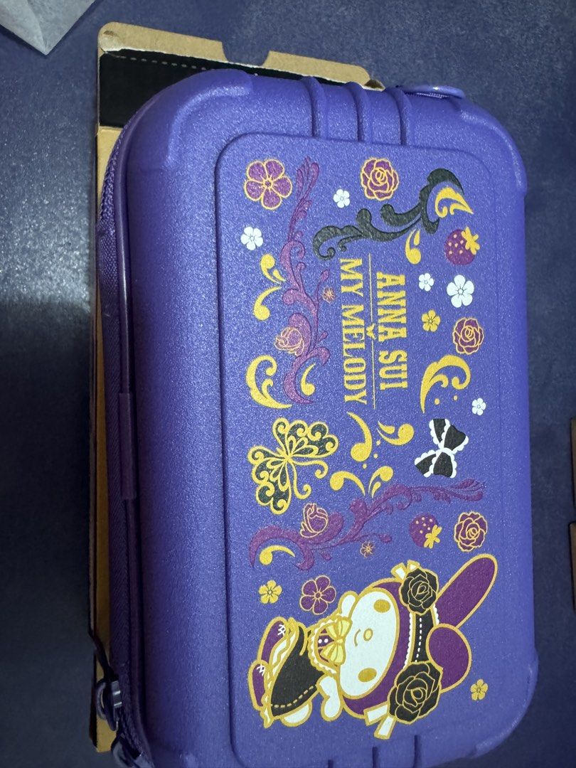 Anna sui my melody suitcase （分類：嬰兒及小童流行時尚）位於 Hong Kong。 由 epyep 提交（商品編號 1461950453，圖片 2）。簡介： 。