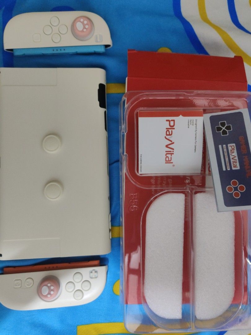 Antique Yellow Hard Case for Nintendo Switch 2 with Accessories (Category: Nintendo) located in Cebu City. Submitted by lovedrunkbts (Listing ID 1461831974, Image 3). Description: Only tried it for 7 days. Now in the box after sanitization. Original price is 990, bought for 890. - Antique yellow full-body protective case for Nintendo Switch 2 - Split design for easy installation and access - Includes matching thumb grip caps - Comes with a screen