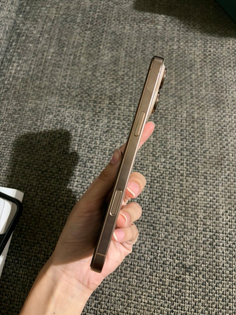 For sale: Apple iPhone 16 Pro Max (Category: iPhone 16 Series) located in Manila. Submitted by colette_jico (Listing ID 1461960107, Image 2). Description: - with original box - 91% batt health - 512 GB storage - cases - no issues Nego! Kindly pm me if interested, sure buyer and won't waste my time. Strictly Meet up only - ayala malls feliz - megamall/shangrila.