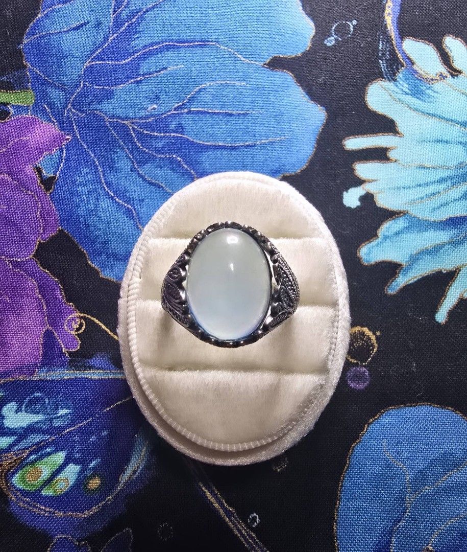 Aquamarine in Vintage setting ring (Category: Rings) located in Santa Rosa. Submitted by crystal1.0 (Listing ID 1461944646, Image 1). Description: adjustable. Statement ring.