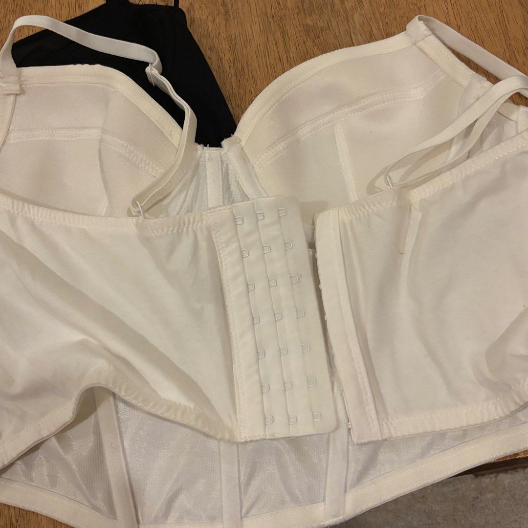 Ardene Corset Top for 2 (Category: Sleeveless) located in Marikina City. Submitted by holymollyz (Listing ID 1461975666, Image 3). Description: .