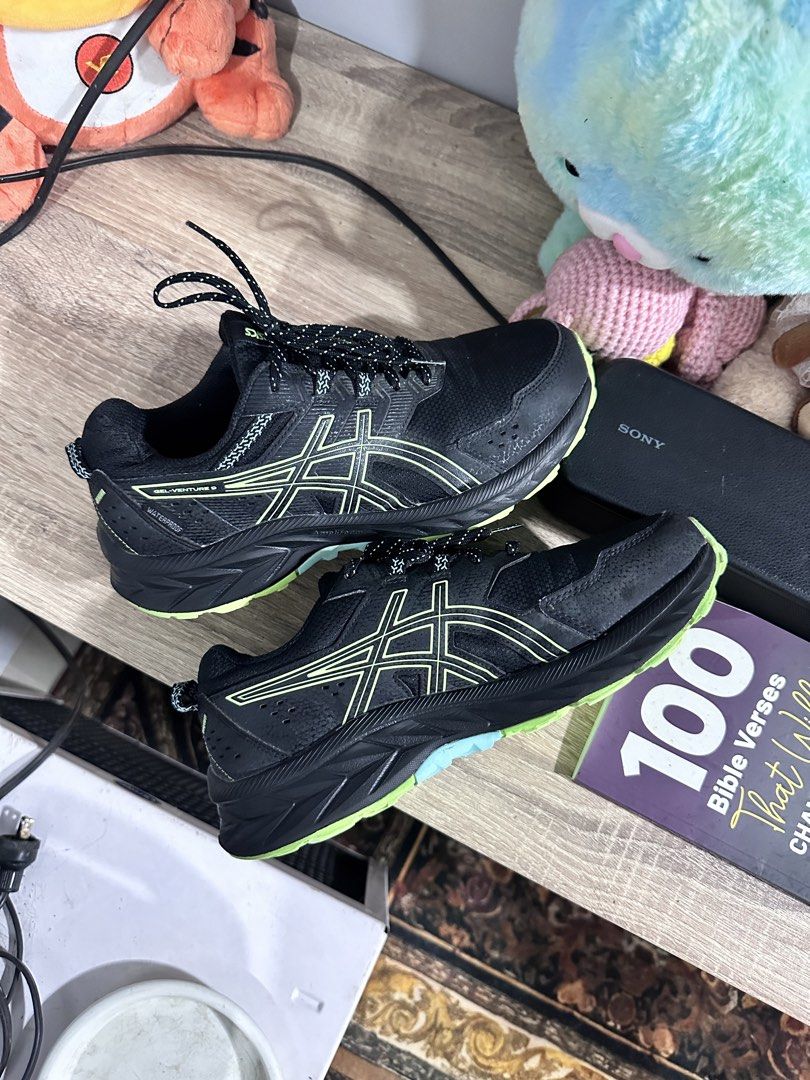 Asics Gel Venture 9 (Category: Dress Shoes) located in Manila. Submitted by nilodanzcuadra (Listing ID 1461966185, Image 1). Description: Size 7.5 mens, excellent to Loc: north caloocan.