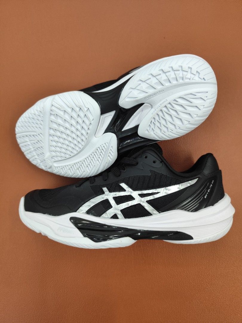 asics sky elite (Category: Sneakers) located in Manila. Submitted by pls_kicks (Listing ID 1461841033, Image 2). Description: asics sky elite MEN&WOMENS AVAILBLE NOW AVAILABLE COD LOLOMOVE AND LBC AVAILABLE ALL SIZE GRAB IT NOW.