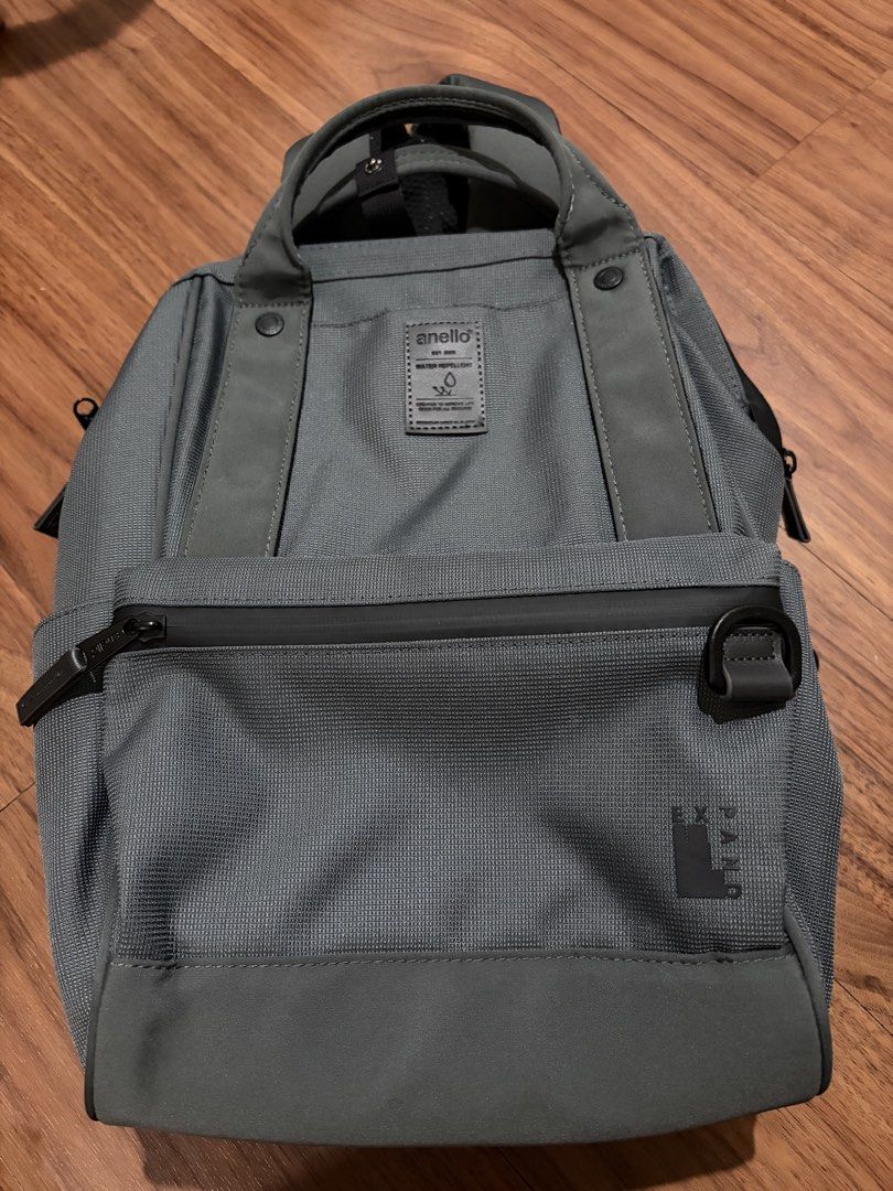 AUTHENTIC anello EXPAND5 Regular Backpack (Category: Backpacks) located in Manila. Submitted by sg77703 (Listing ID 1461943216, Image 1). Description: Description: anello EXPAND5 Regular Backpack- Water-Resistant Kuchigane Rucksack - 13i Laptop Bag, Aesthetic Travel & Business Backpack with Waterproof Zippers, Fits A4 Documents Dimensions: 37H x 24L x 17W cm Capacity: 14L (Fits 13 inch laptop, tablets, and childcare essentials) Material: Polyeste