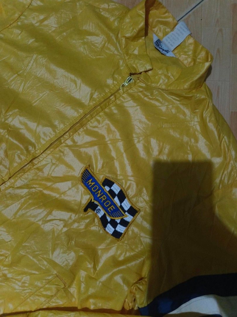 Authentic Classic 1970s Monroe Racing Jacket on a Swingster tag (Category: Coats, Jackets and Outerwear) located in Zamboanga. Submitted by vintagehistory (Listing ID 1462010802, Image 2). Description: W-21 L-27 Medium on tag Issue on the last photo.