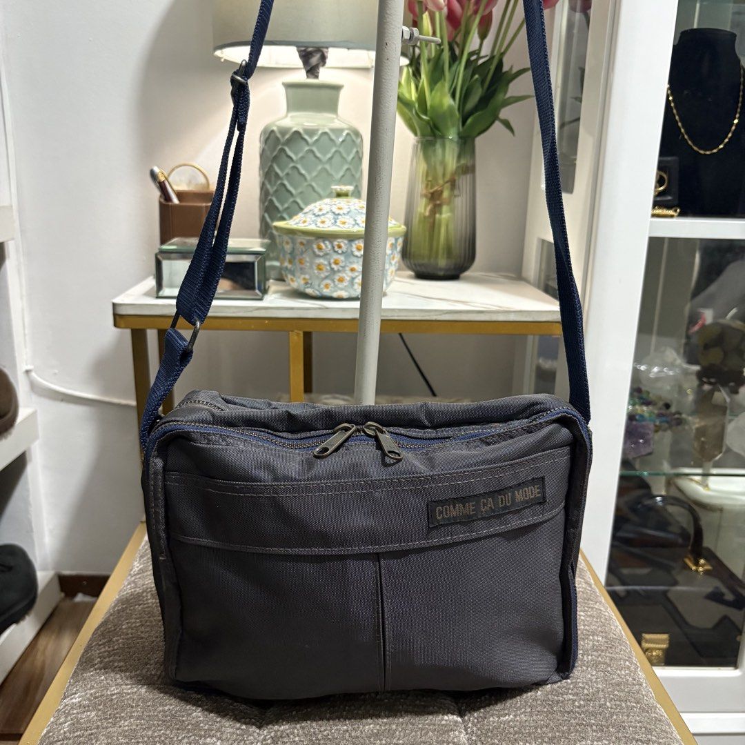 Authentic Comme Ca du Mode Japan Sling Bag For Men (Category: Sling Bags) located in Binangonan. Submitted by makoleksyon (Listing ID 1461939472, Image 1). Description: Excellent condition Like new Heavy Duty Water repellent/ water Resistant Size: H-8 x W-10.5 x D- 4 inches 💯% Authentic Money back guarantee .