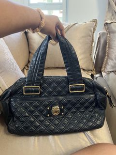 (Category: ) located in . Submitted by kimbags (Listing ID 1461872112, Image 1). Description: .
