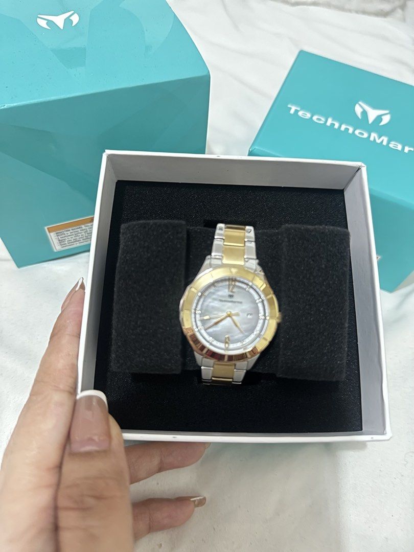 Authentic Techno Marine watch for women (Category: Women's Watches) located in Makati City. Submitted by jabbegailmendoza (Listing ID 1461906530, Image 2). Description: Still brandnew Used once only .
