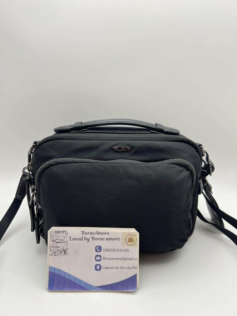 Authentic Tumi camera sling (Category: Sling Bags) located in Cagayan de Oro. Submitted by borse_de_amore (Listing ID 1461987433, Image 1). Description: Authentic Tumi camera sling No major flaws. Tolerable & Minimal signs of use only. Fits long wallet, Large fones, heavy duty powerbank and more. 🏷️6,800.