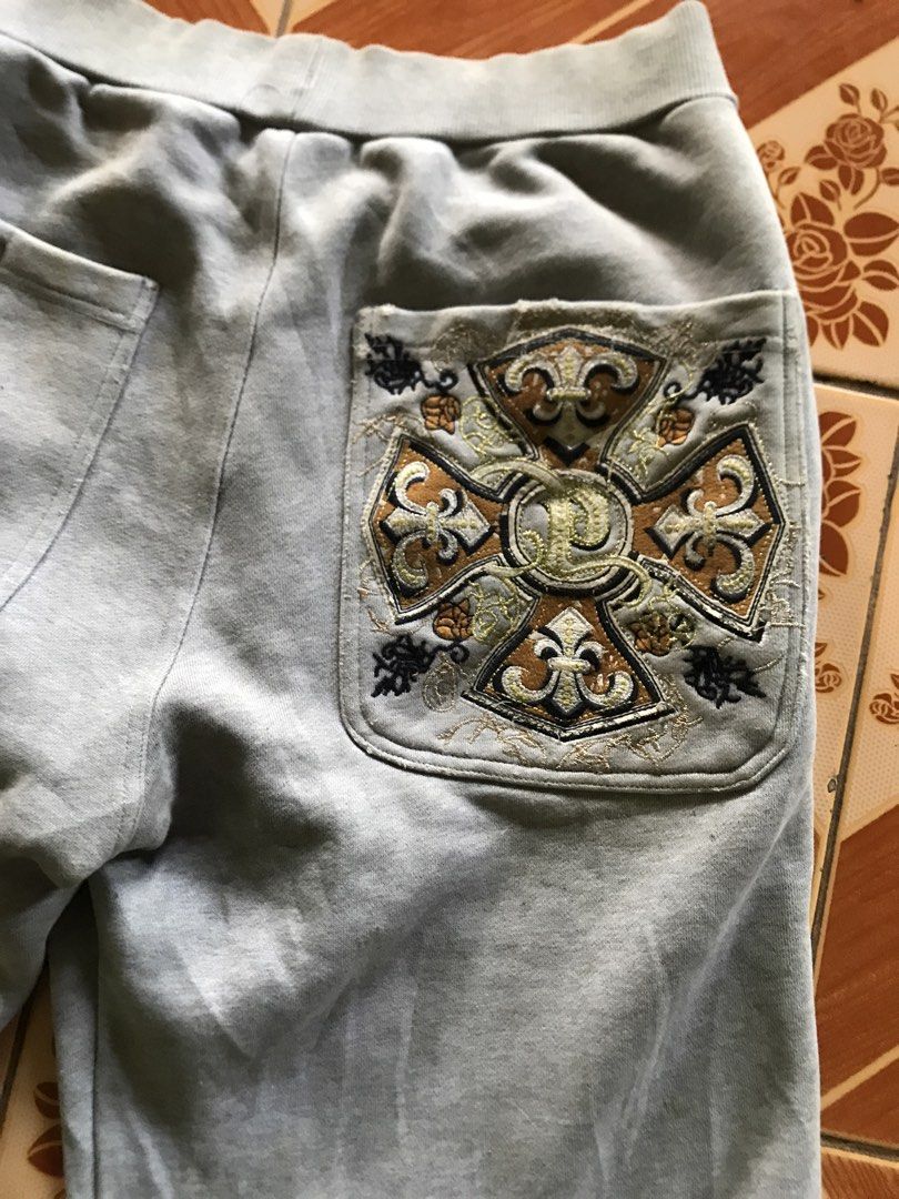 BAGGY PANTS Y2k (Category: Joggers) located in Himamaylan. Submitted by ilovemyswag67 (Listing ID 1461824301, Image 3). Description: LENGHT-102cm WIDTH-30cm add sf lang negros occidental location.