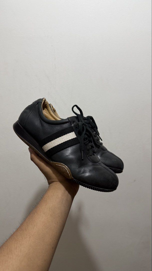 Bally sneakers (Category: Sneakers) located in Koronadal. Submitted by johnapolen99551 (Listing ID 1461865652, Image 2). Description: In good condition Ship nationwide Negotiable .