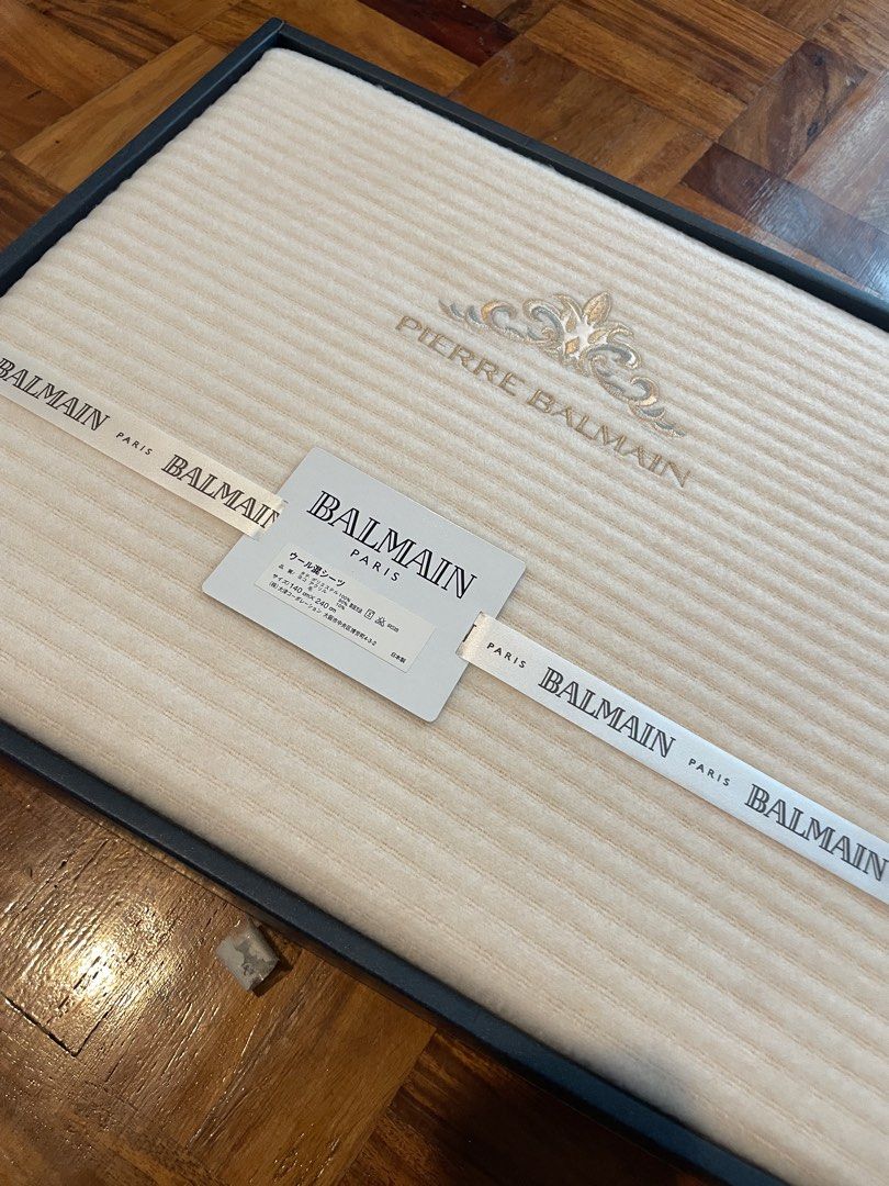 Balmain Blanket (Category: Bedding & Towels) located in Makati City. Submitted by stellarfinds (Listing ID 1461833431, Image 2). Description: BALMAIN PARIS Wool Blend Blanket 140×240cm | Brand New in Box never used, original box, original tags, 140×240 cm, wool blend, made in Japan Retails at ¥4,780 selling for ₱1000.