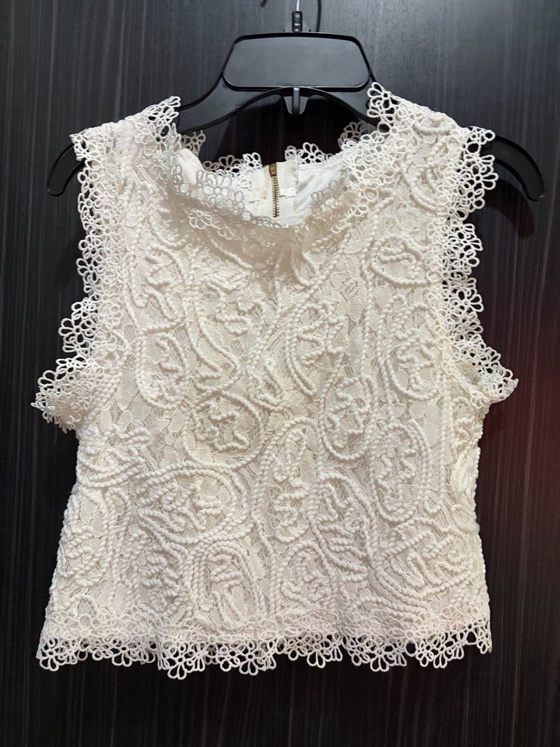 Bangkok white lace (Category: Blouses) located in Manila. Submitted by thekidshop (Listing ID 1461930604, Image 1). Description: .