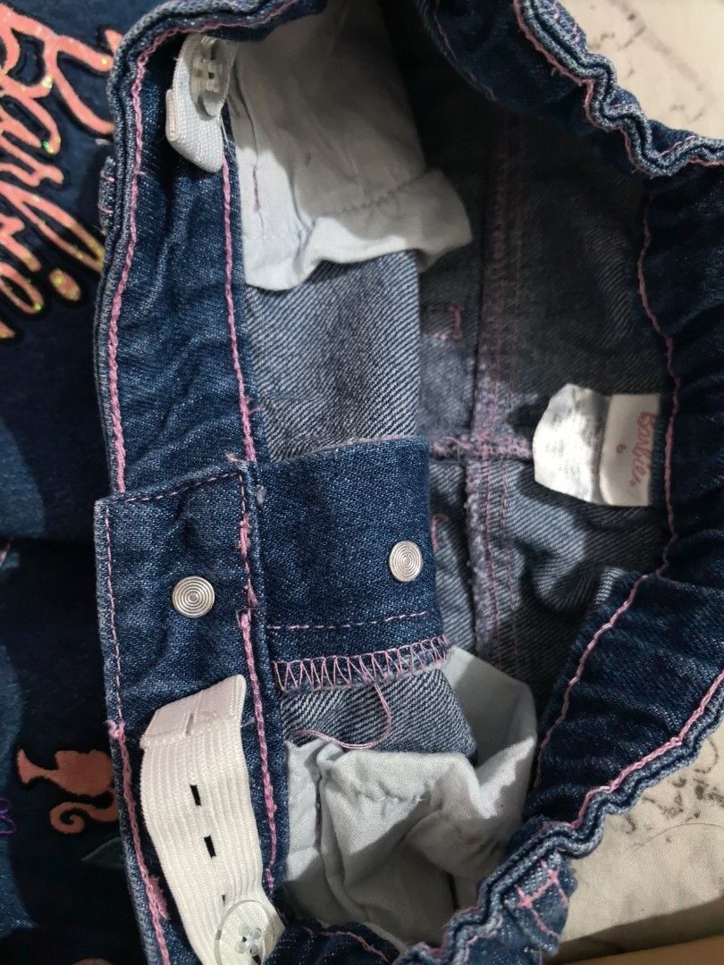 Adjustable Barbie Denim Skirt | Age: 5-6 (Category: Babies & Kids Fashion) located in Meycauayan. Submitted by preloved_items_j (Listing ID 1462033178, Image 2). Description: Size 6 Has adjustable inner straps for a customized fit Tighten or loosen the waistband as needed.