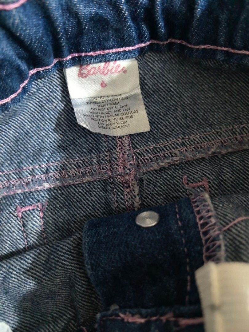Adjustable Barbie Denim Skirt | Age: 5-6 (Category: Babies & Kids Fashion) located in Meycauayan. Submitted by preloved_items_j (Listing ID 1462033178, Image 3). Description: Size 6 Has adjustable inner straps for a customized fit Tighten or loosen the waistband as needed.