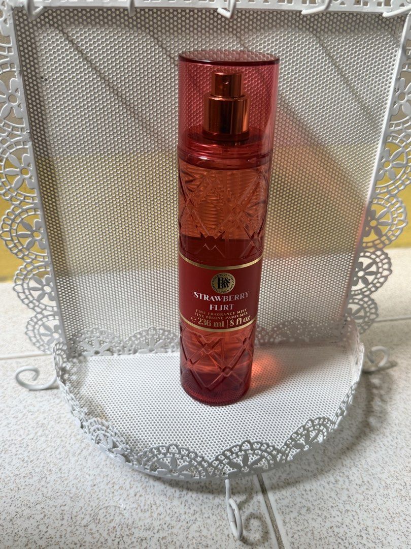 Bath & body mists (Category: Fragrance & Deodorants) located in Manila. Submitted by calmstar_006f69 (Listing ID 1461832470, Image 2). Description: Original from Canada .